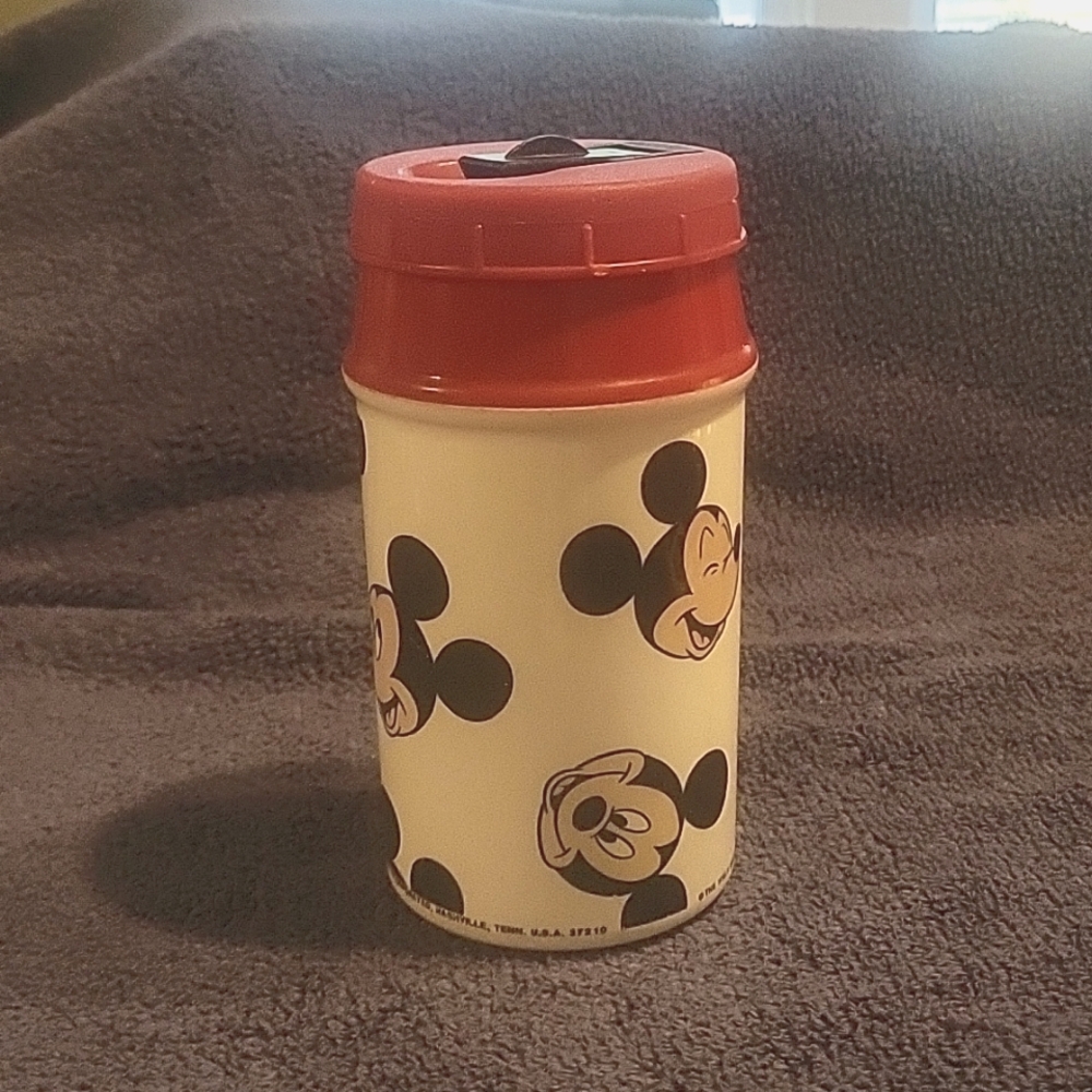 Disney Mickey Mouse 8 oz Vintage thermus really good condition. - Picture 1 of 5